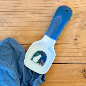 Vintage Otagiri Japan Ceramic Spoon Rest White Cat in Window Blue Hand Crafted